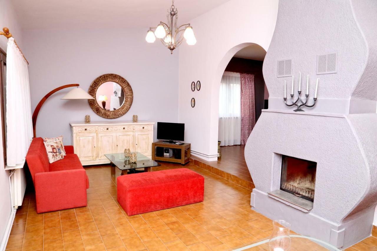 Villa Christie Keramoti  Exteriör bild